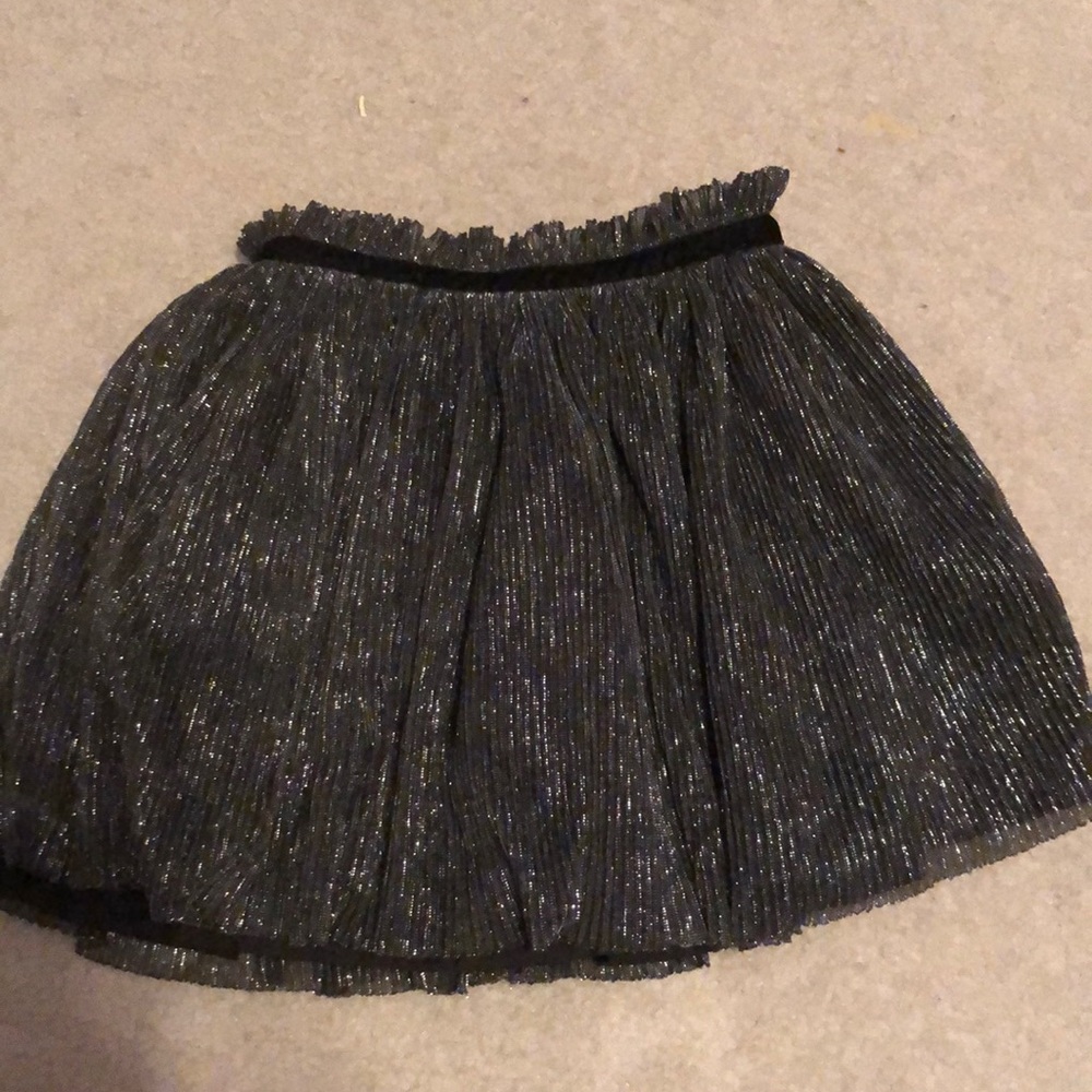 Gymboree skirt XS (4). 3 for $15